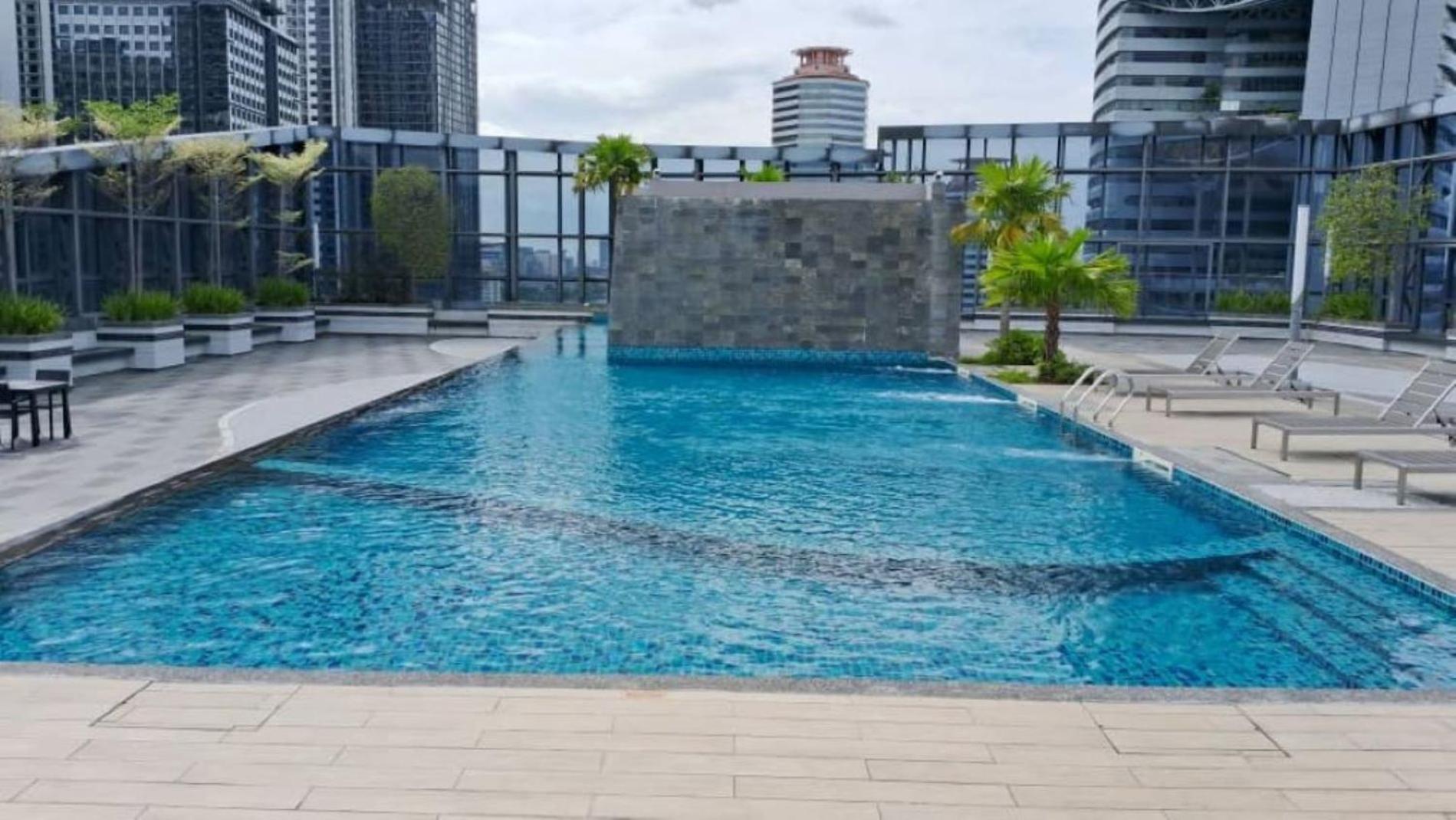 Imperial Regency Suites & Куала-Лумпур Экстерьер фото